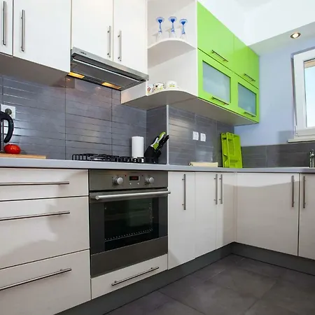 Sarena Apartment