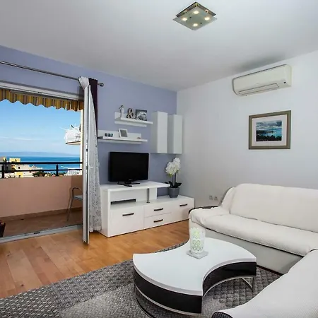 Sarena Makarska