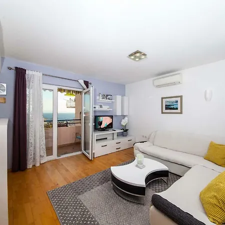 Apartment Sarena Makarska