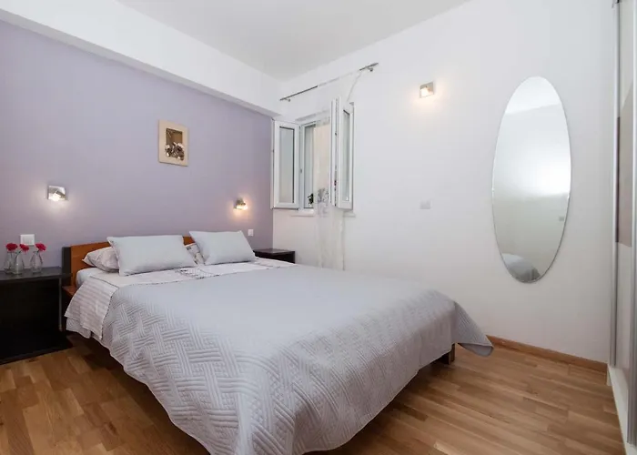 Sarena شقة ماكارسكا