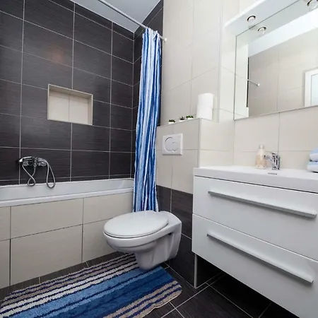 Sarena Apartman *